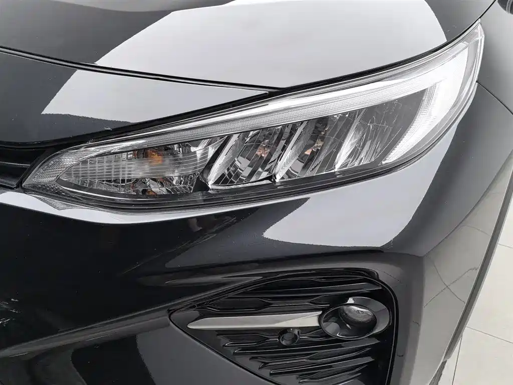Toyota Wildlander 2022 2.0L CVT FWD Luxury PLUS Edition фото 7