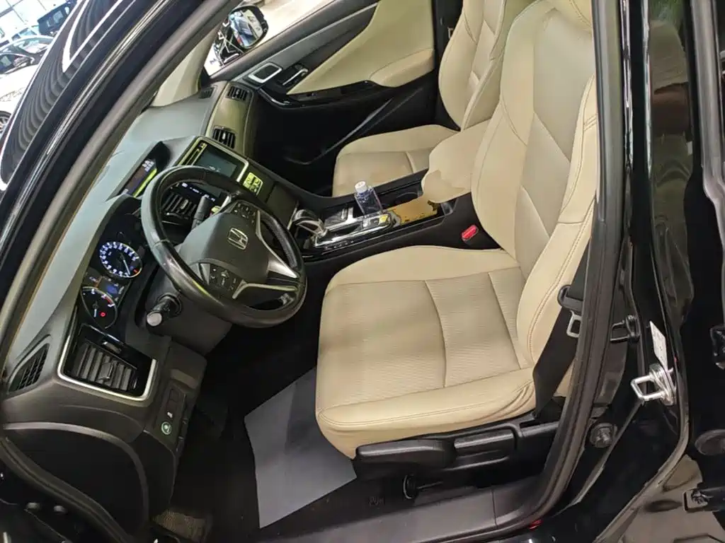 Honda Spirior 2017 2015 2.0L Luxury Edition