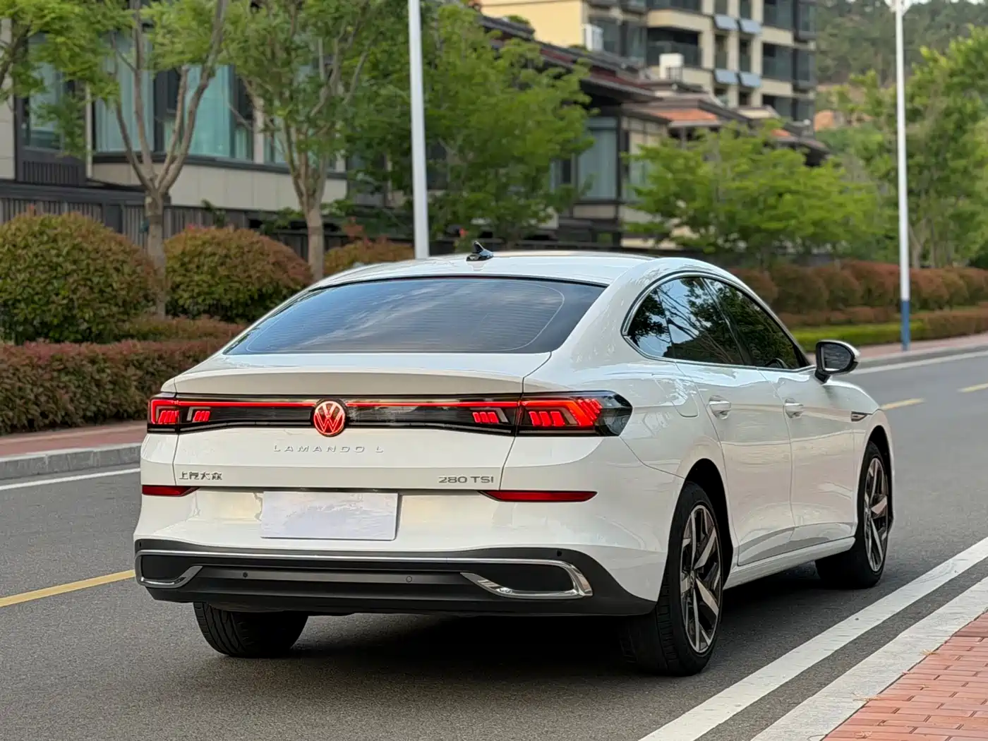 Volkswagen Lamando 2023 Lamando L 280TSI DSG Cool Edition фото 4