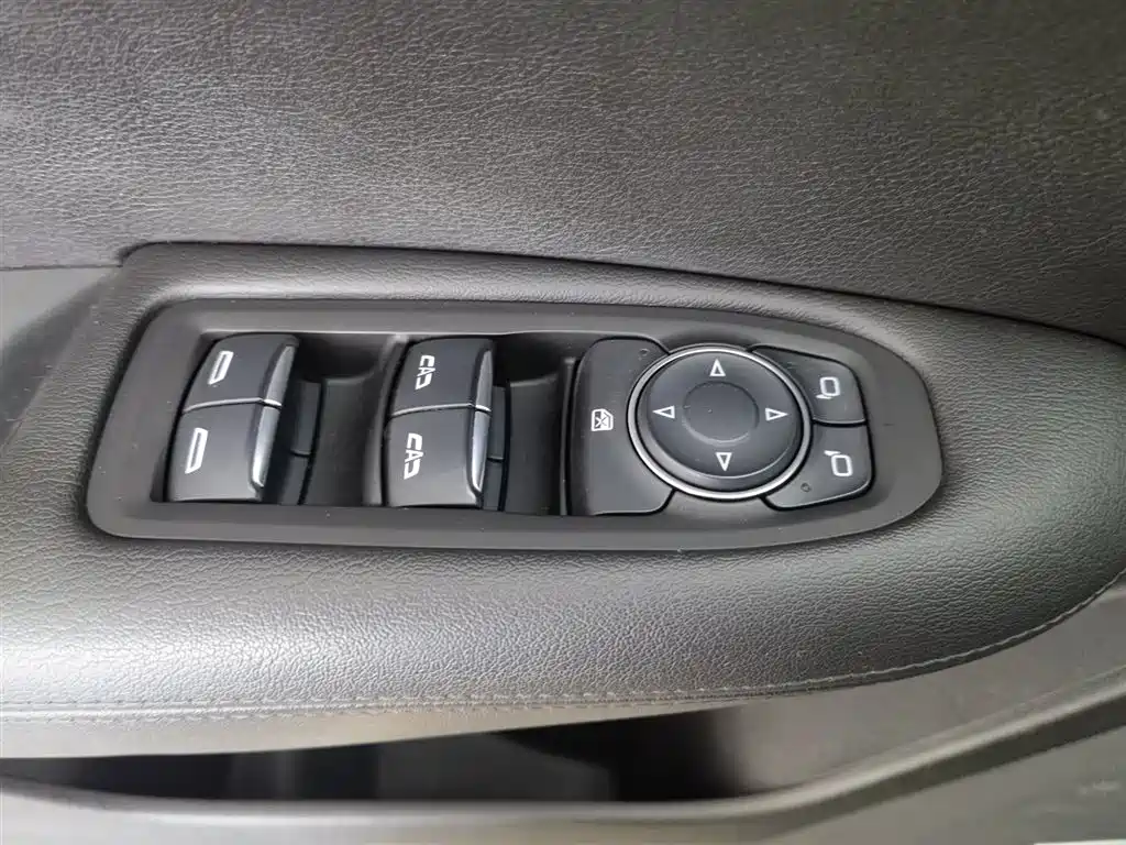 Cadillac XT5 2018 28E AWD Technology Model фото 9