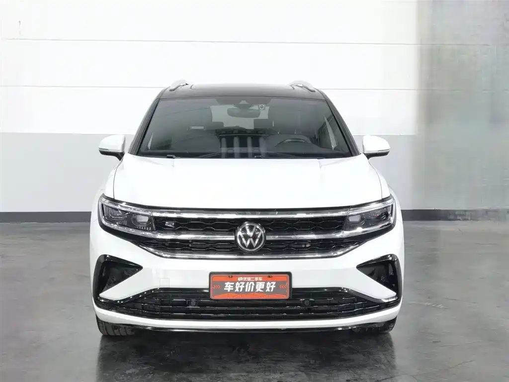 Volkswagen Talagon 2021 380TSI 4WD R-Line Explorer Edition фото 3
