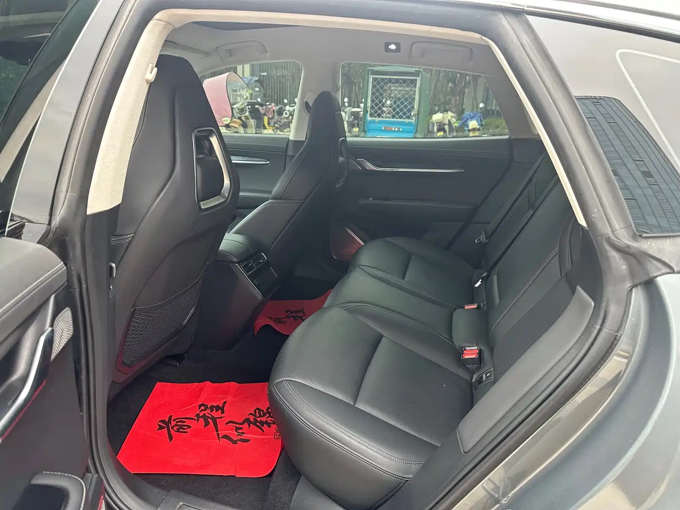 ZEEKR EXTREME KRYPTON 001