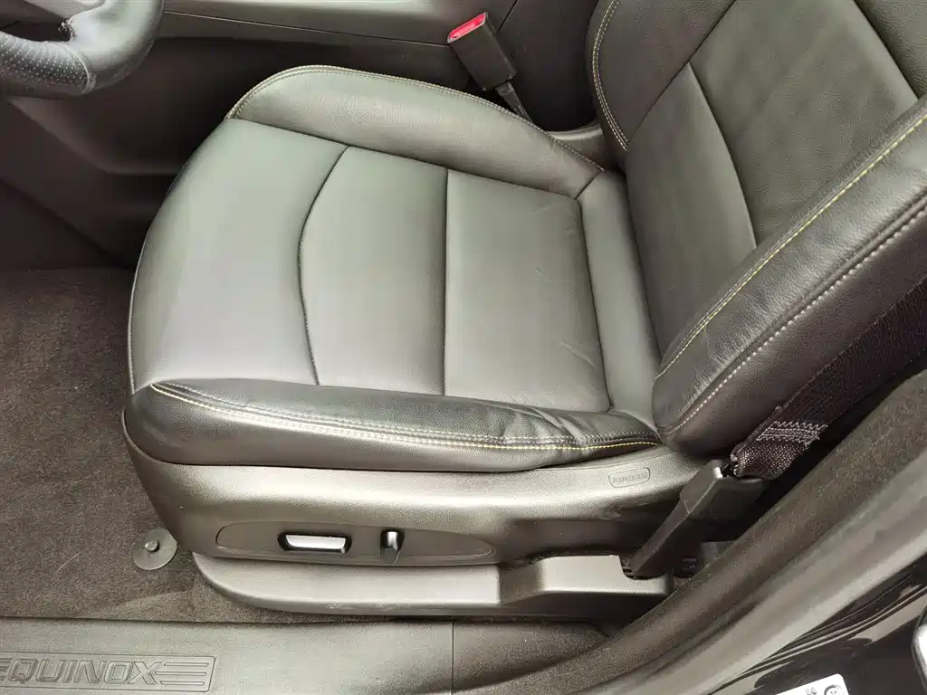Chevrolet Equinox 2019 535T Auto Control Edition China V фото 20