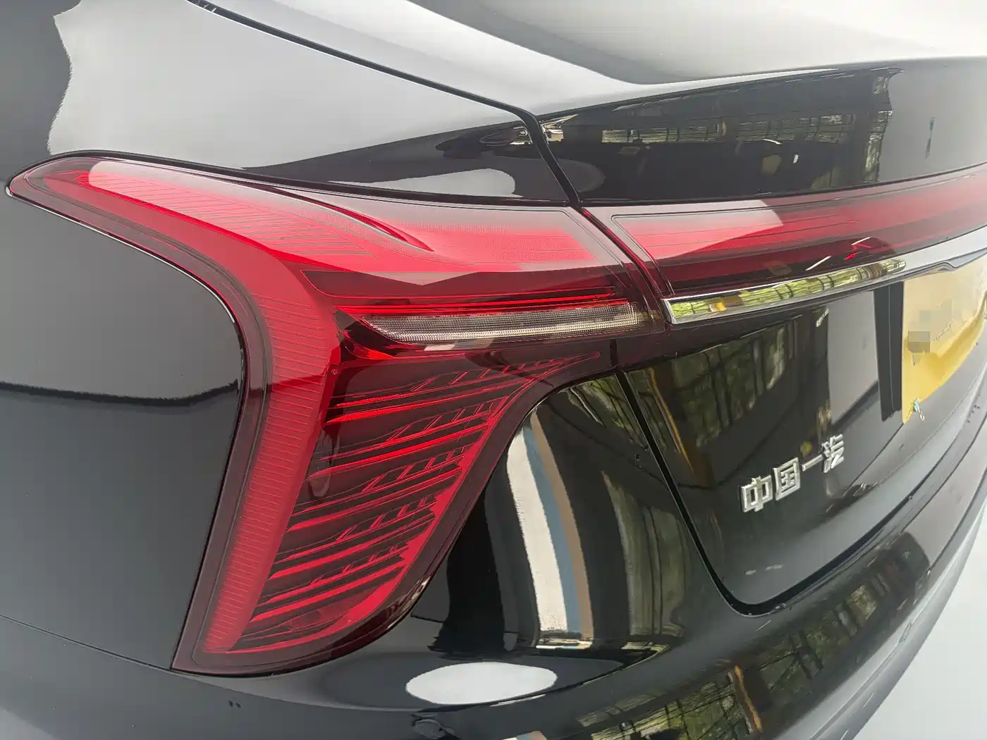 Hongqi H5 2026 2025 1.5T DCT Flag Rhythm 500,000 Units Memorial Edition