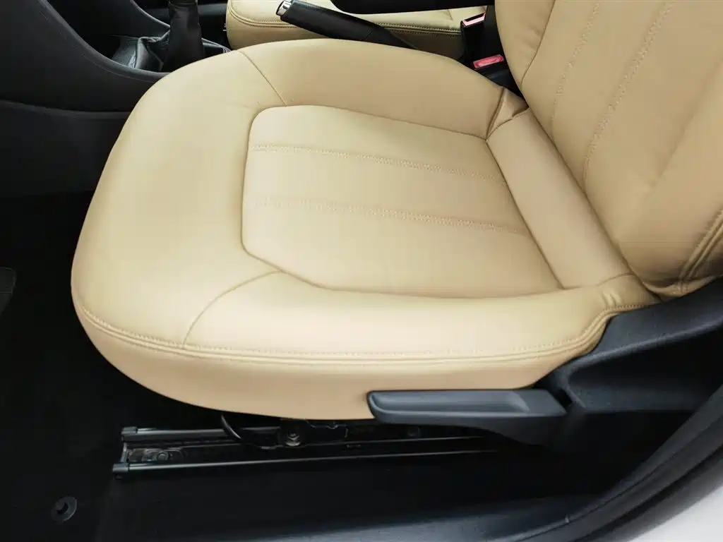 Volkswagen Jetta 2015 Value Edition 1.6L Manual Comfort фото 20