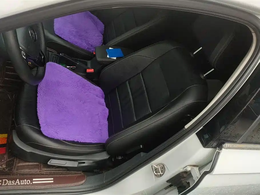 Volkswagen Bora 2017 1.6L Automatic Comfort фото 9