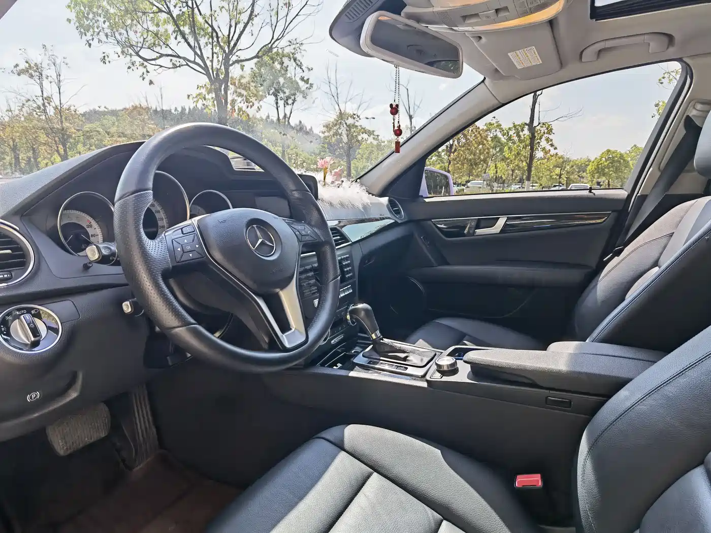 Mercedes-Benz C-Class 2013 C 260 CGI Fashion Edition фото 12