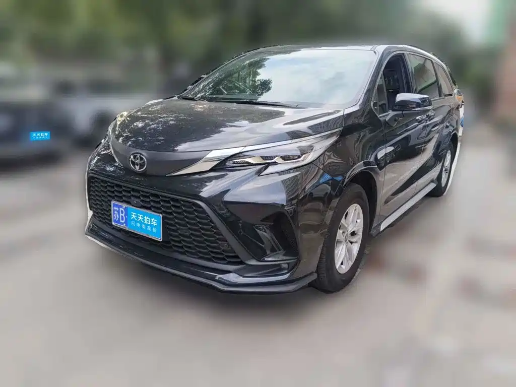 Toyota Granvia 2026 Model 2.5L Hybrid Comfort Edition