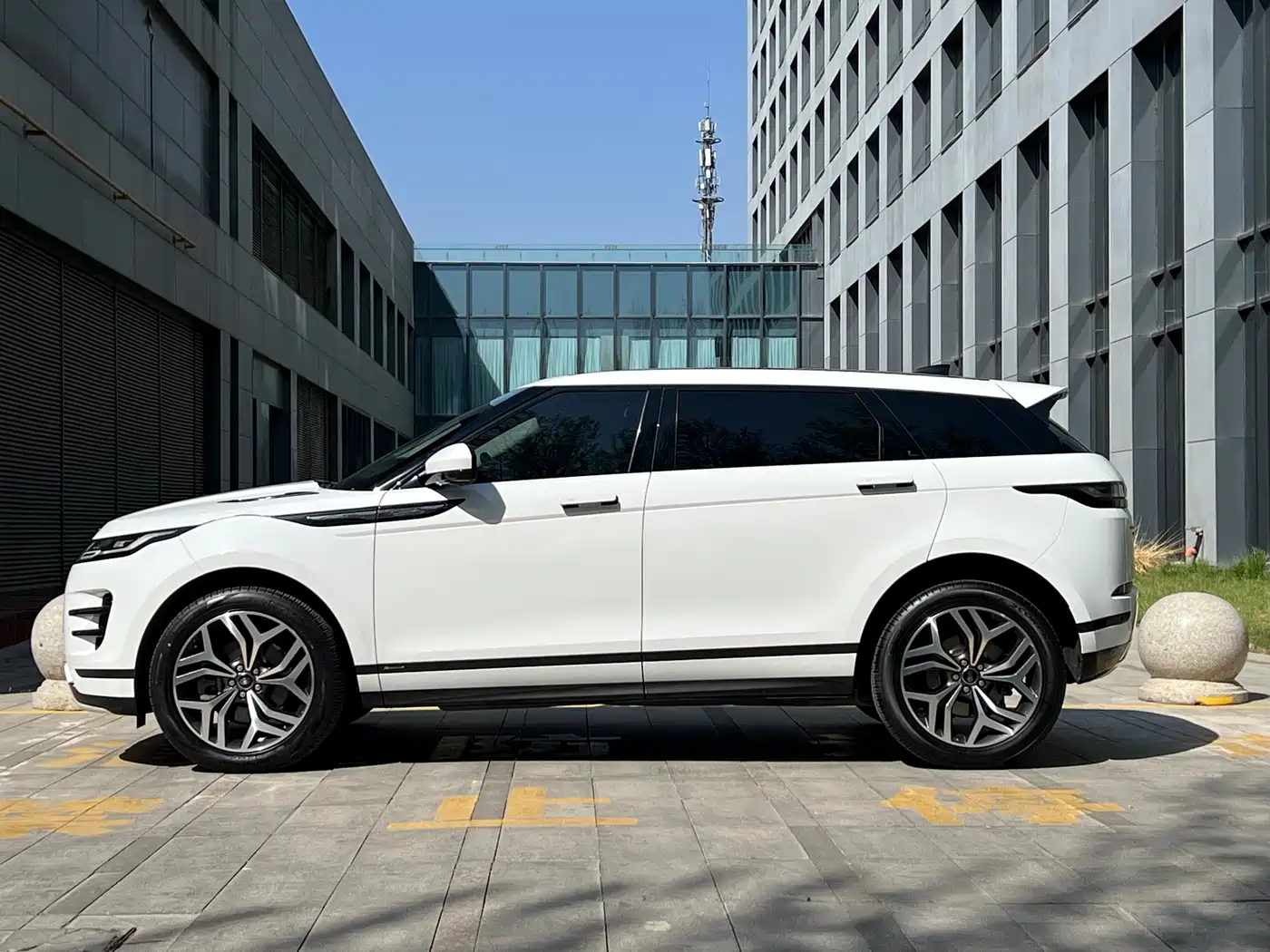 LAND ROVER RANGE ROVER AURORA