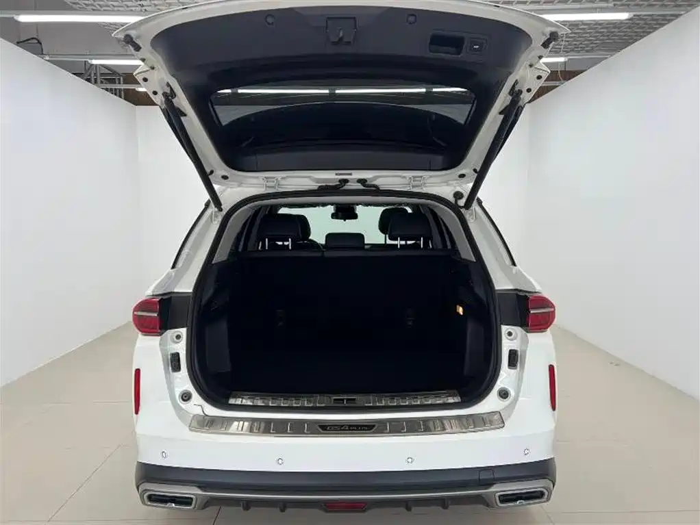 GAC TRUMPCHI GS4 PLUS