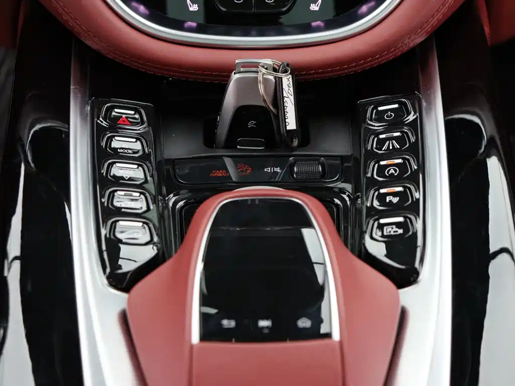 Aston Martin DBX 2022 2022 3.0T STRAIGHT-SIX
