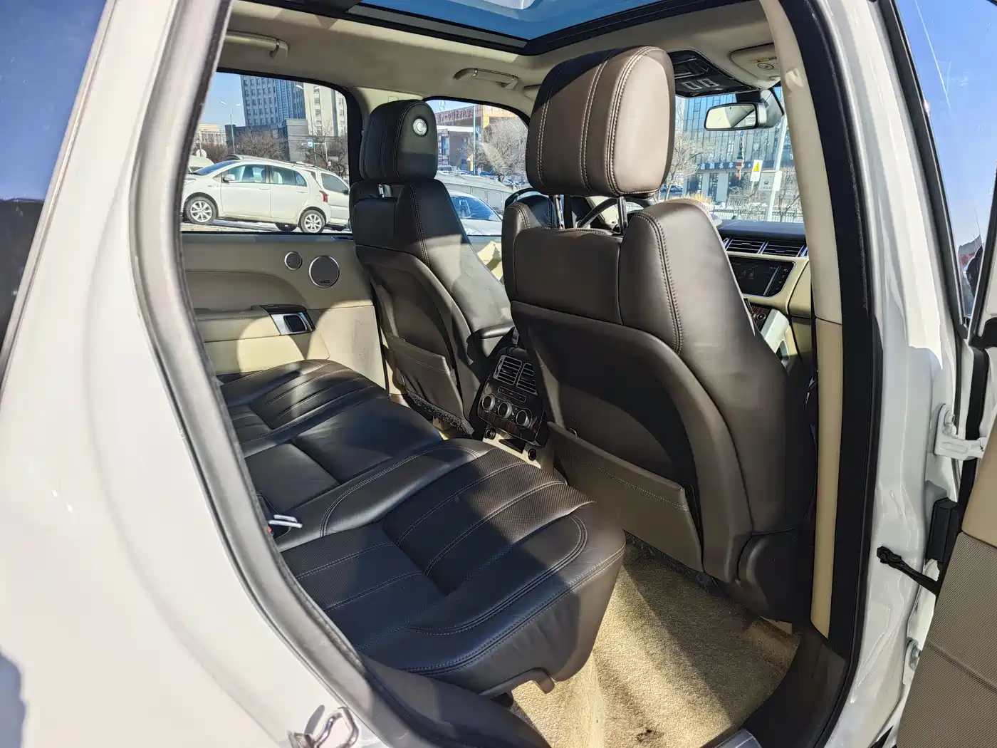 Land Rover Range Rover 2015 3.0 SC V6 Vogue фото 19