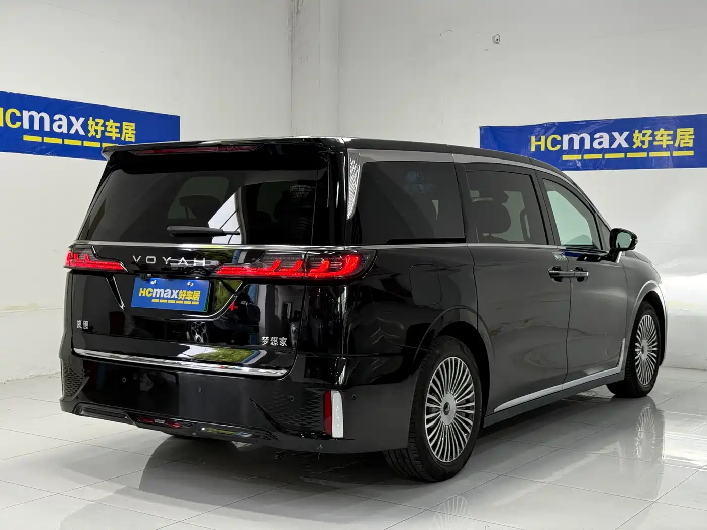 Voyah Auto Voyah Dreamer 2025 PHEV 4WD Kunpeng Premium Edition фото 6