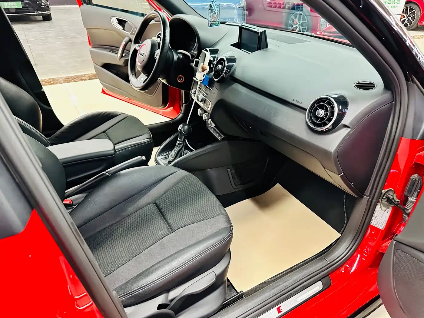 Audi A1 2017 2016 30 TFSI Sportback S Line Sport Edition