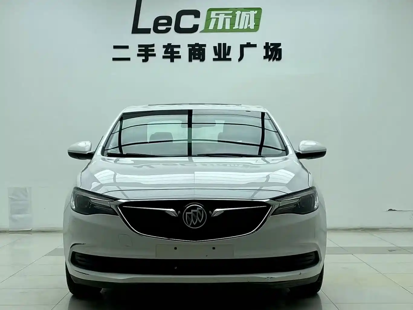 Buick Excelle 2019 18T Auto Connected Elite China VI фото 2