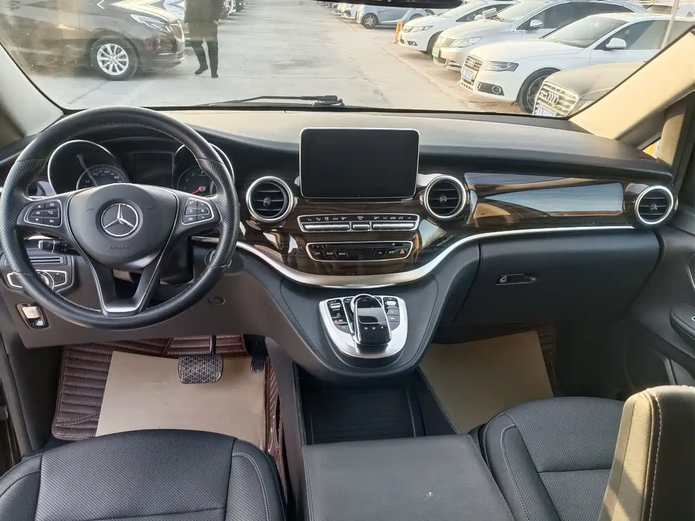 Mercedes-Benz V-Class 2018 V 260 Pilot Edition China V фото 12