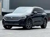 Фото 1 - Volkswagen Touareg
