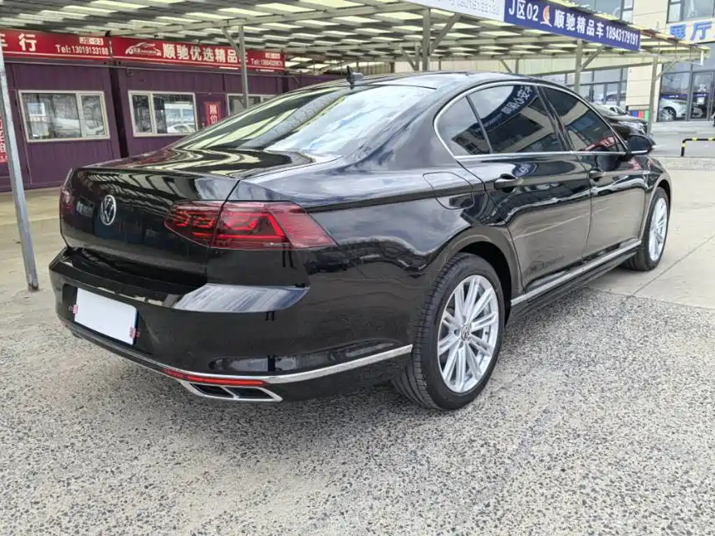 Фото 4 - Volkswagen Magotan