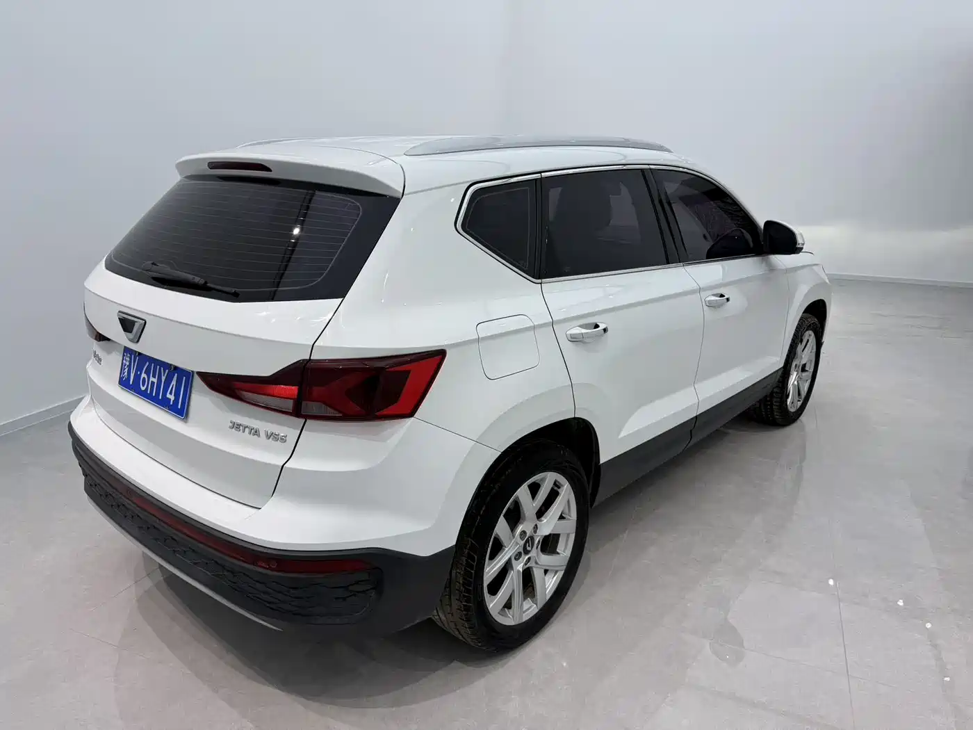 JETTA VS5