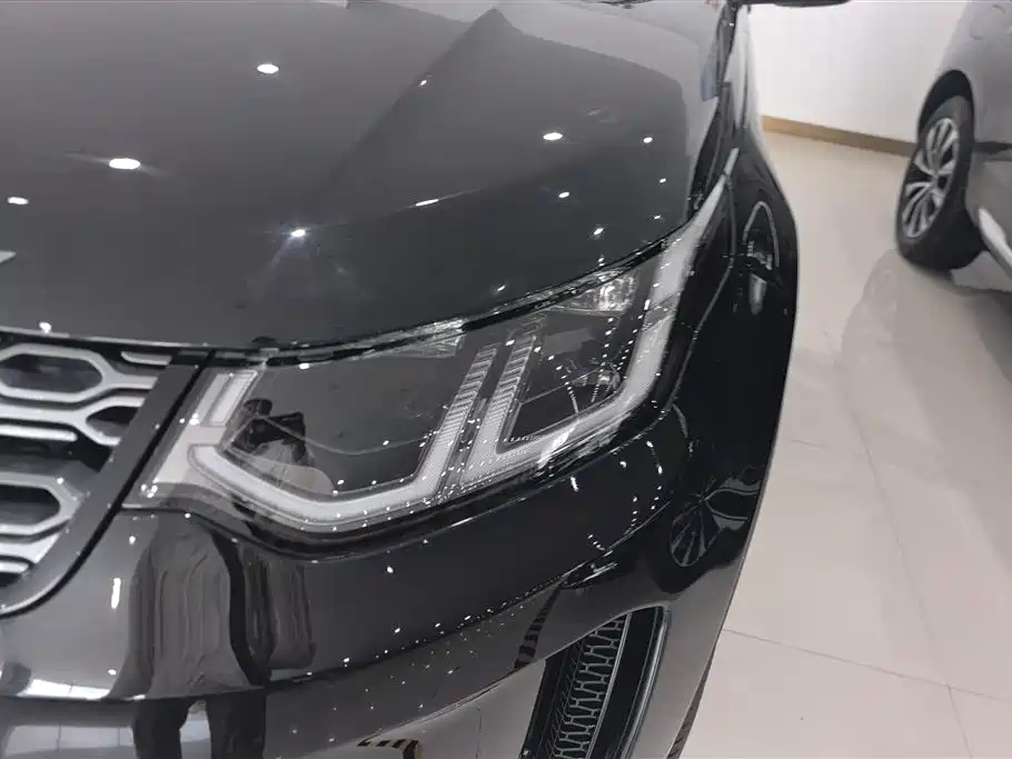 Land Rover Discovery Sport 2023 249PS R-Dynamic S Performance Version фото 5