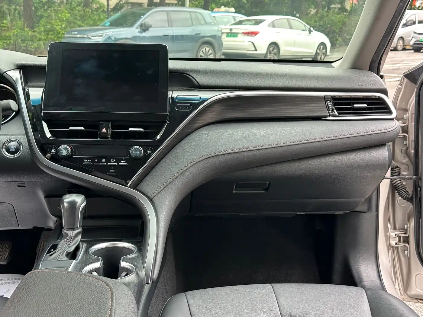 Toyota Camry 2021 2.0G Luxury Edition фото 19