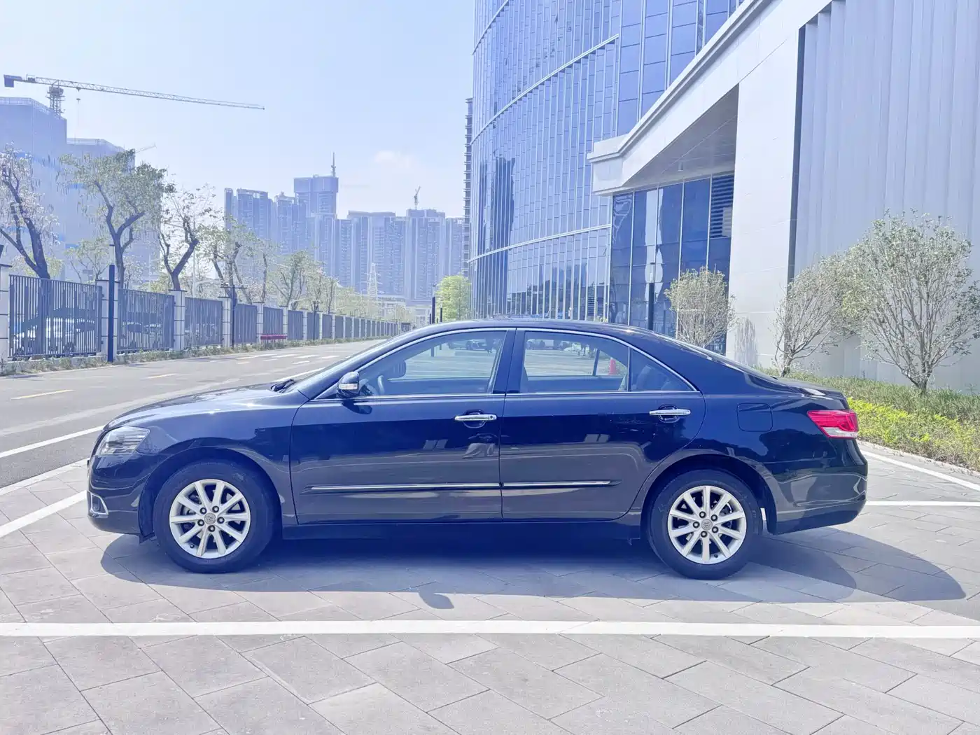 Toyota Camry 2013 200E Classic Elite Edition фото 30
