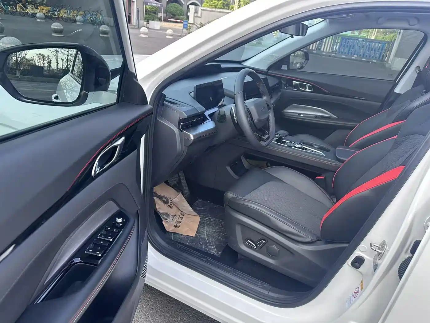 CHANGAN CHANGAN AUCHAN Z6