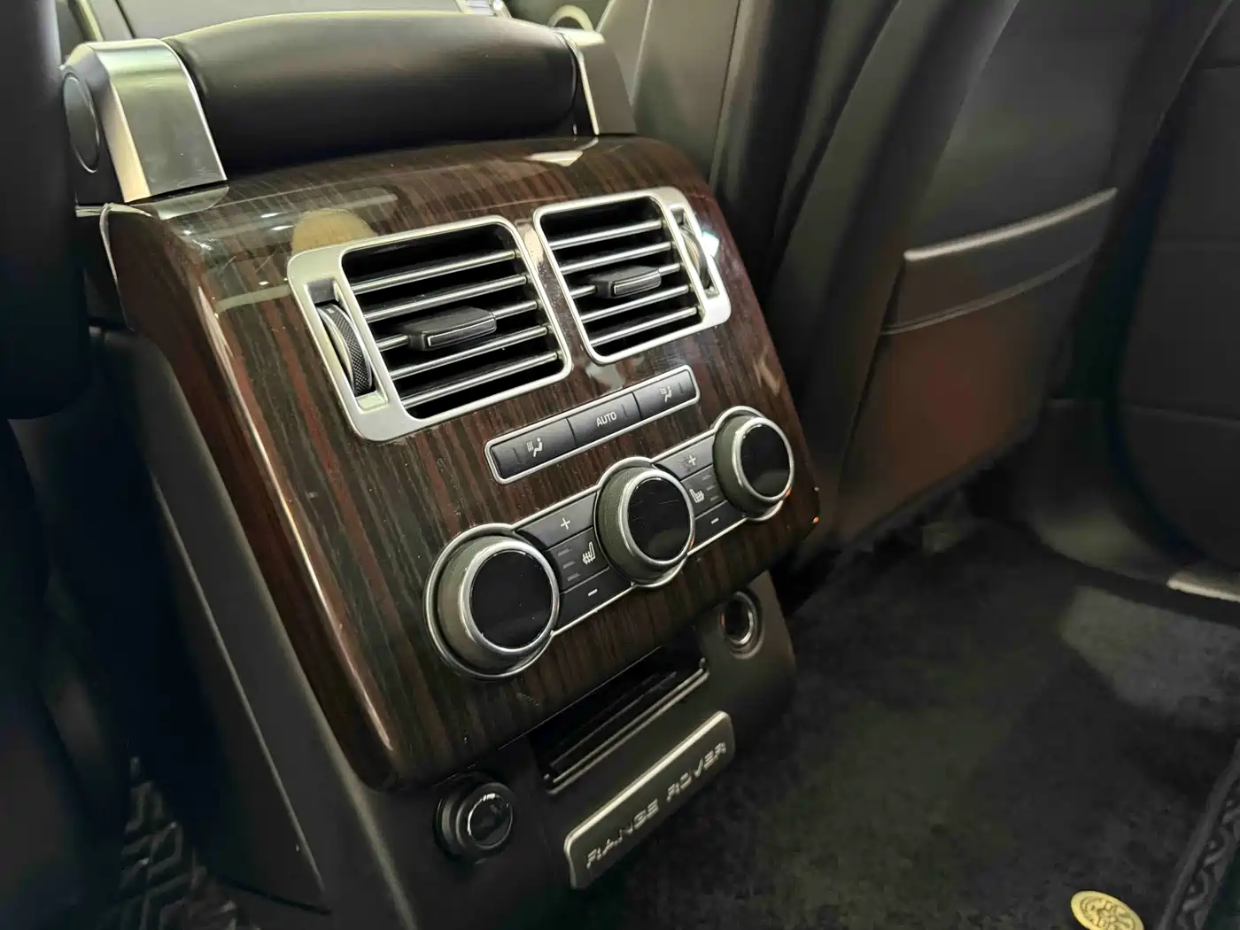 Фото 8 - Land Rover Range Rover