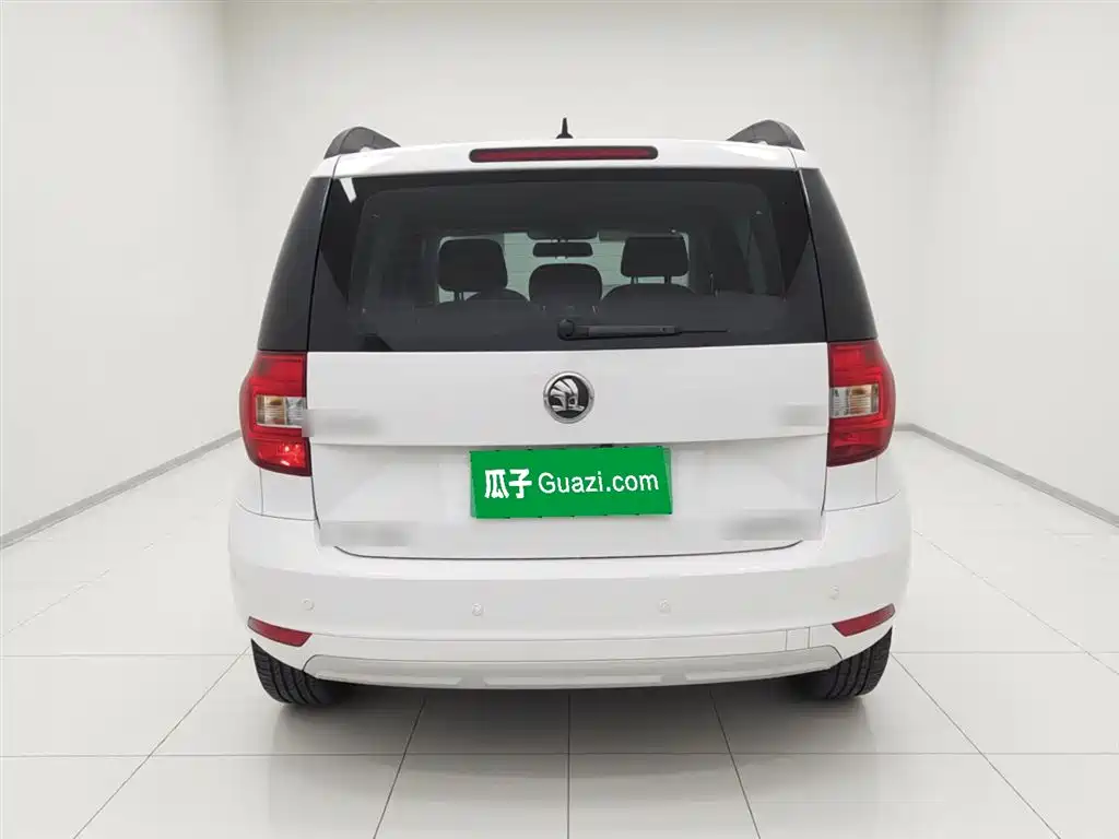 Škoda Yeti 2017 TSI280 DSG Advance фото 6