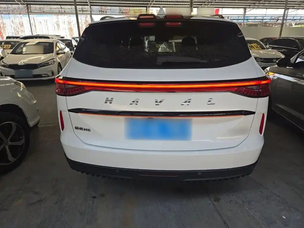 Photo 6 - Haval H6