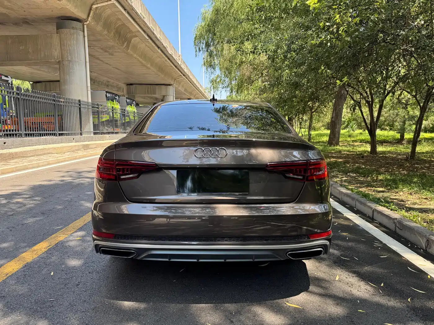 Фото 4 - Audi A4L