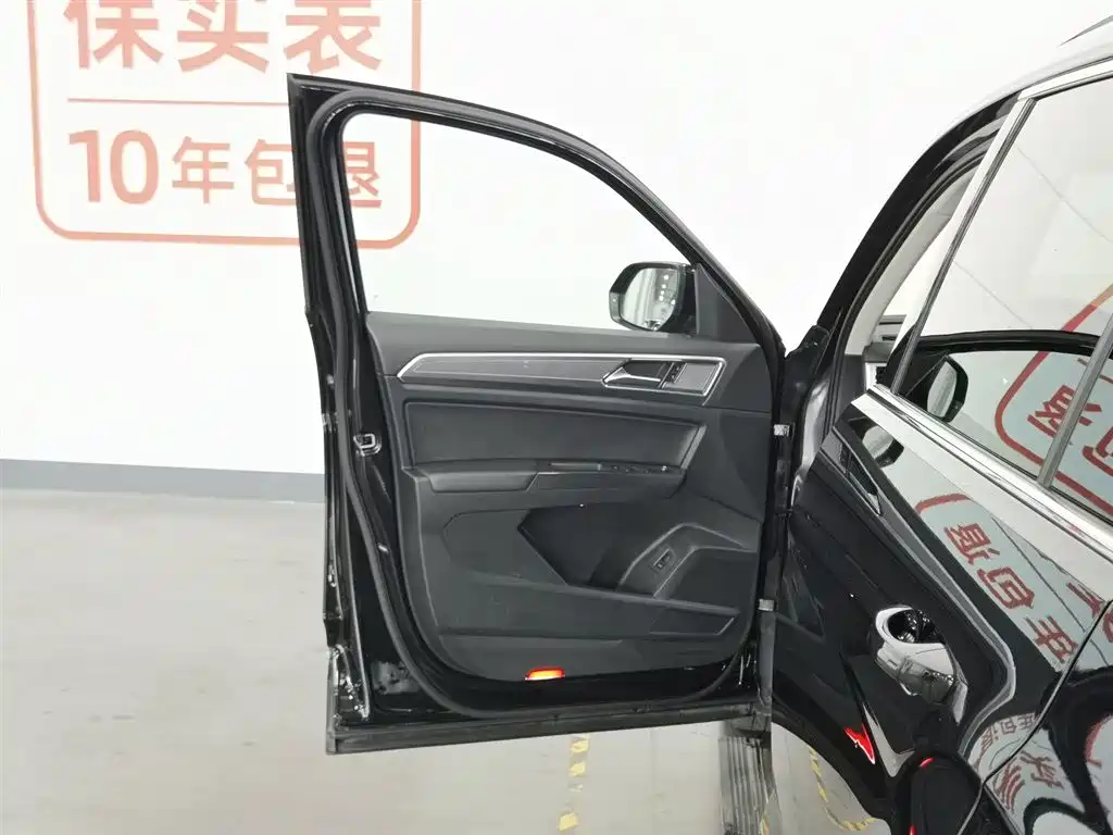 Volkswagen Teramont 2020 380TSI 4WD Luxury Edition China VI фото 8