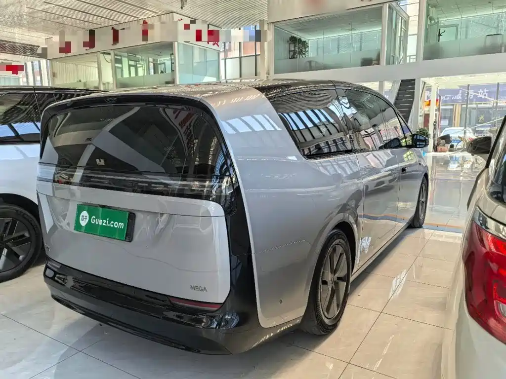 Li Auto MEGA 2024 2024 Ultra