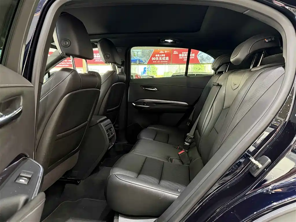 Cadillac XT4 2020 28T 2WD Technology фото 12