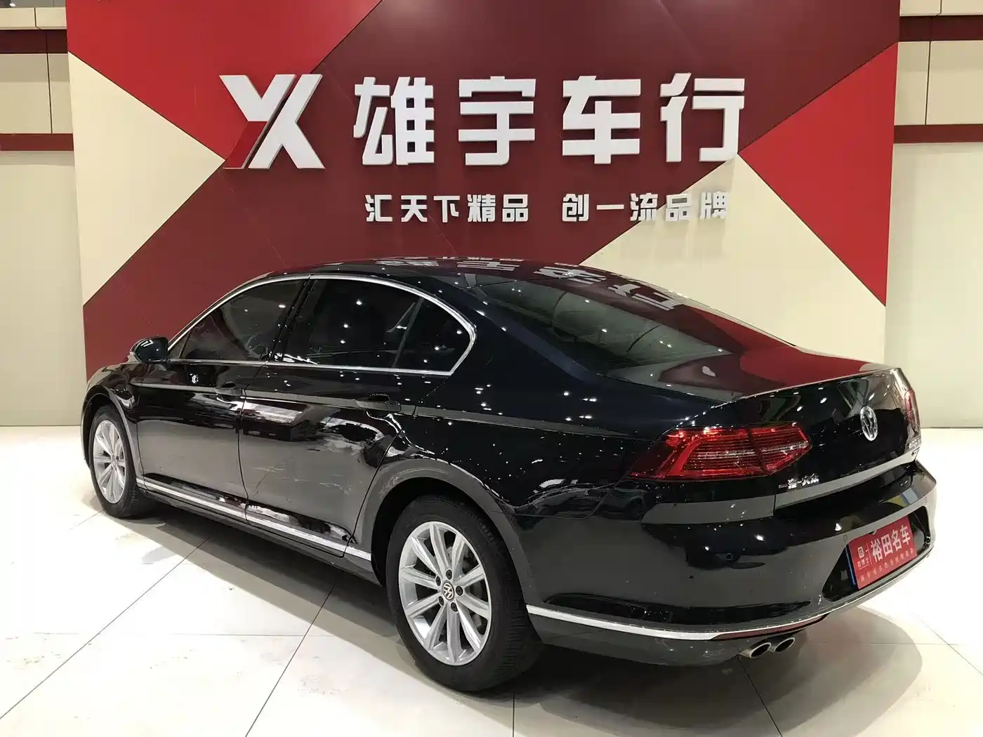 Volkswagen Magotan 2018 330TSI DSG Leading фото 4