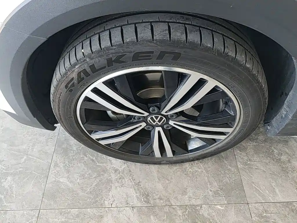Photo 23 - Volkswagen Touran