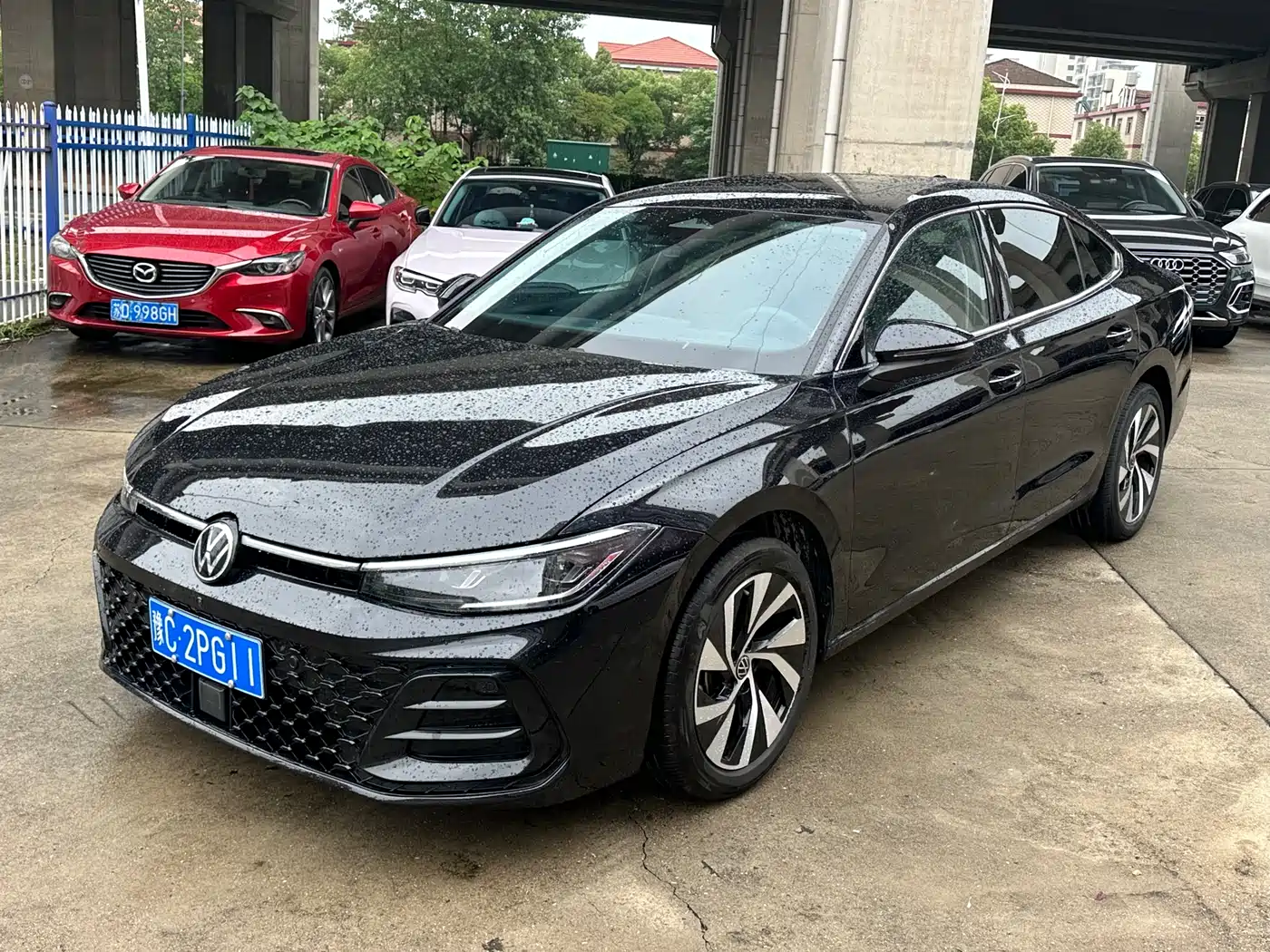 Volkswagen Passat 2025 Model Pro 380TSI Starlight Dragon Premium Edition