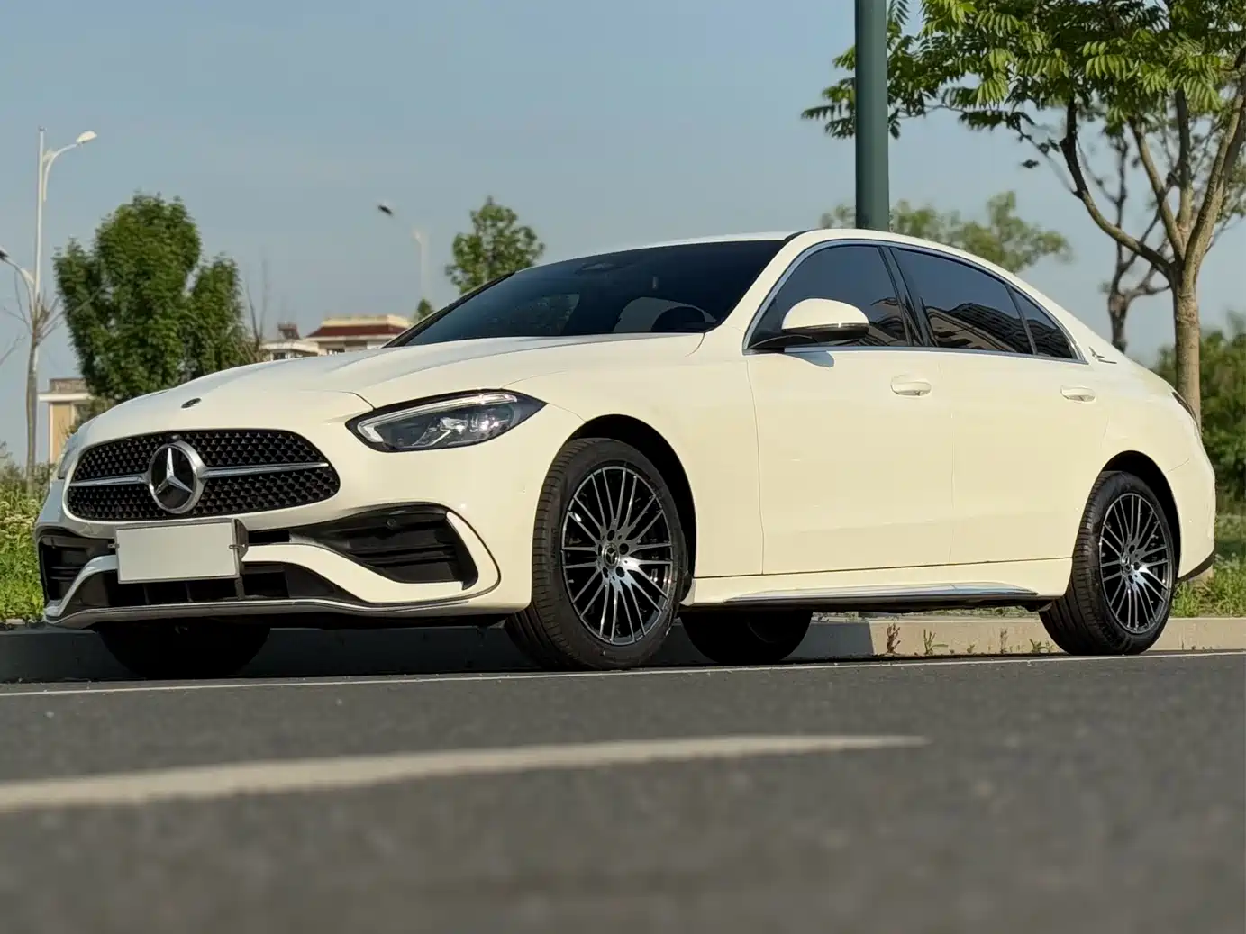 Mercedes-Benz C-Class 2024 C 200 L Sport Edition фото 2
