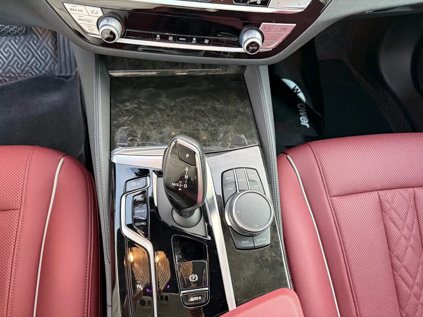 BMW 5 Series 2022 Model Second Facelift 525Li M Sport Package фото 7