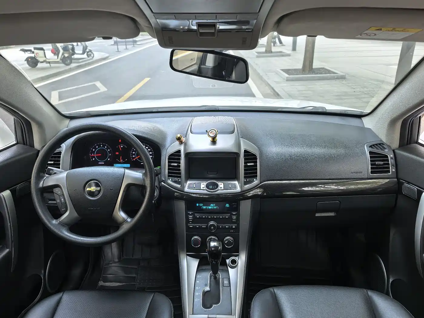 Chevrolet Captiva 2014 2.4L 2WD Urban 7-seater фото 12
