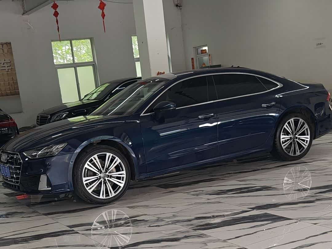 Audi A7L