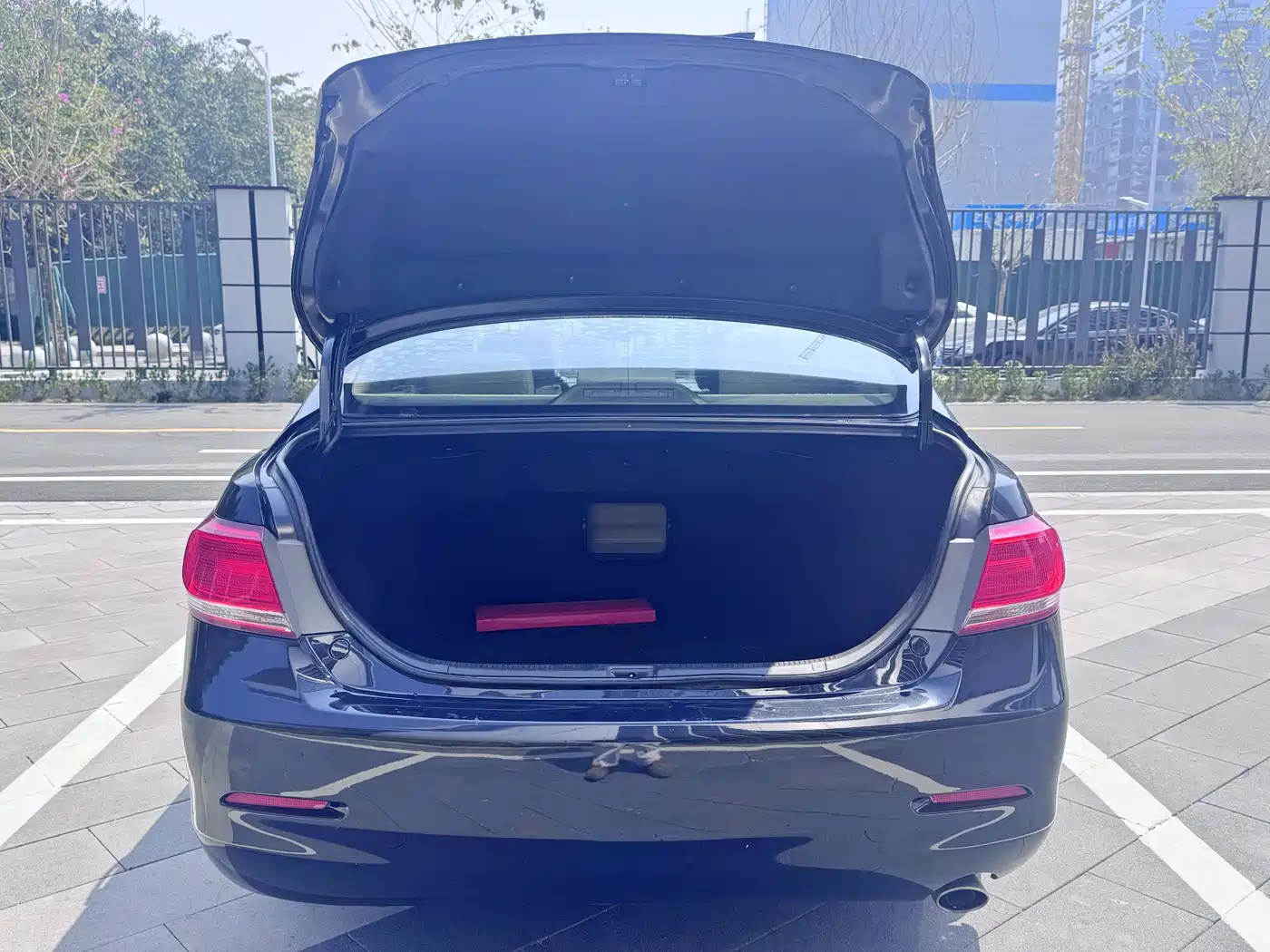 Toyota Camry 2013 200E Classic Elite Edition фото 29