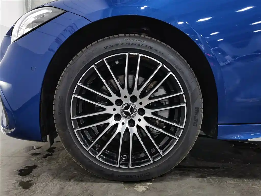 Mercedes-Benz C-Class 2023 C 200 L Sport фото 17