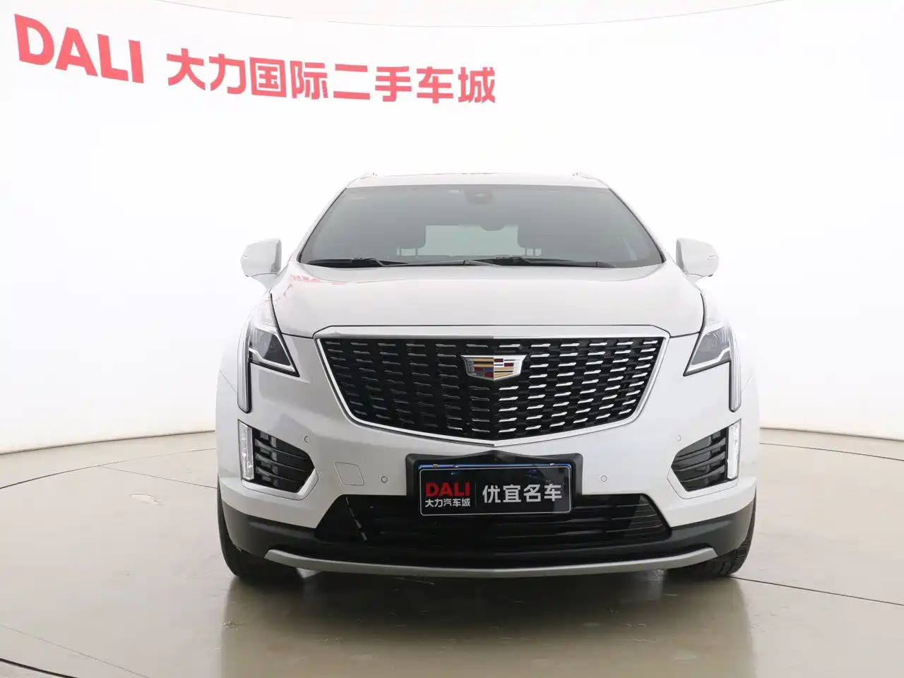 Cadillac XT5 2021 28T 4WD Luxury фото 2