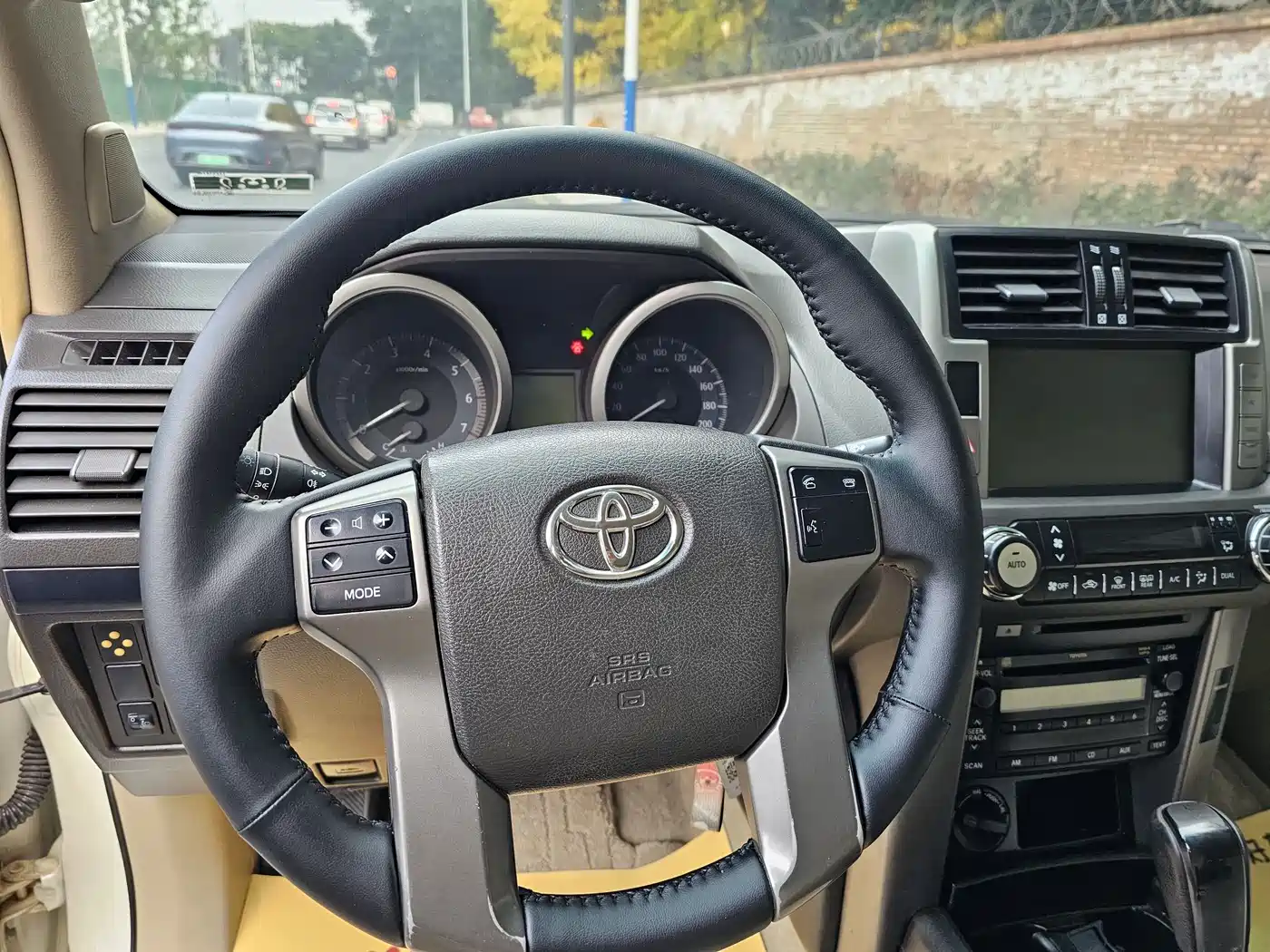 Toyota Prado (Import) 2010 2.7L Auto Luxury фото 6