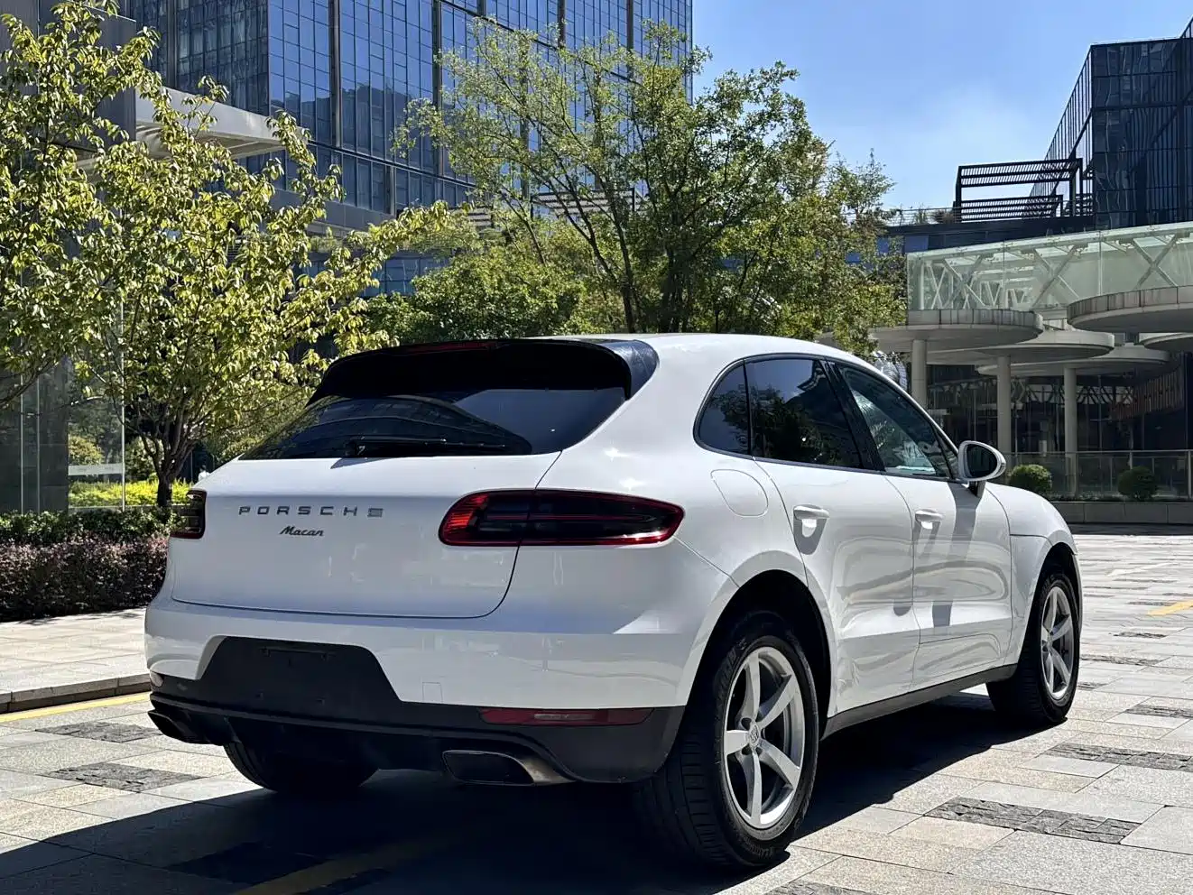 Porsche Macan 2017 Macan 2.0T фото 4