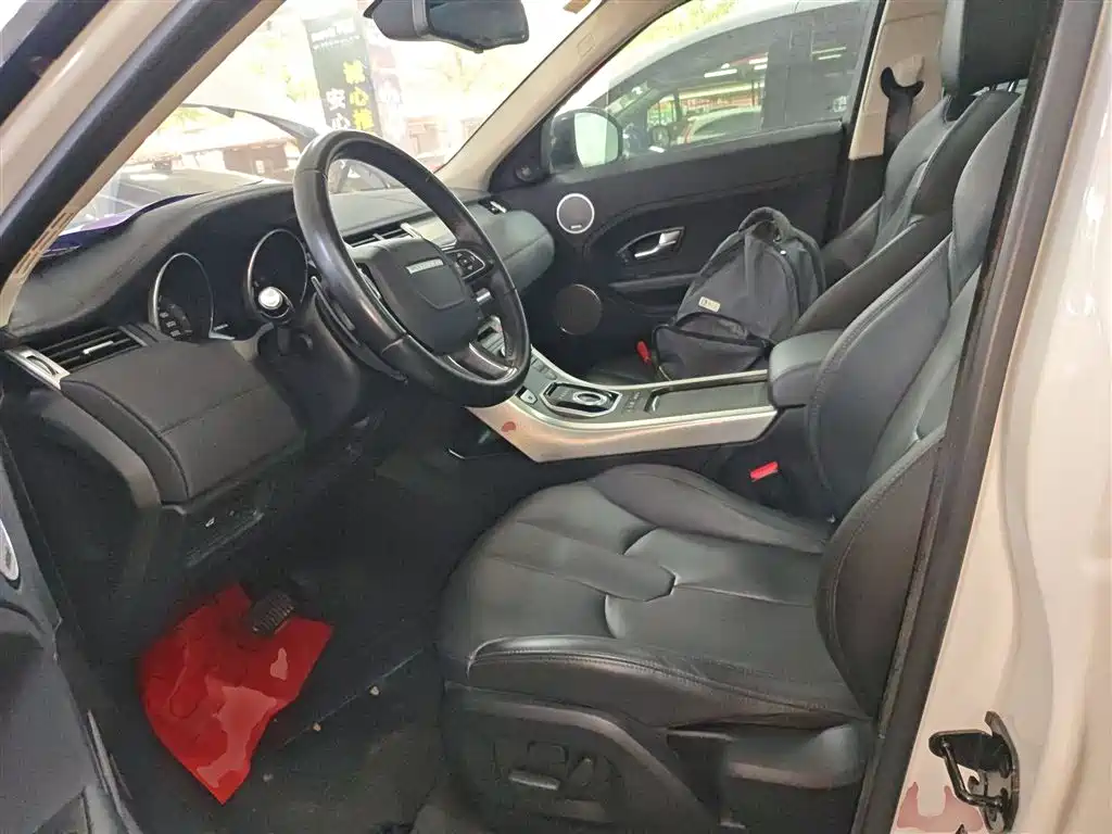 Land Rover Range Rover Evoque 2015 2.0T 5-Door Fashion Edition фото 11