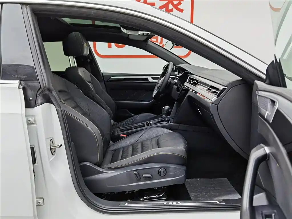 Volkswagen FAW-Volkswagen CC 2021 380TSI Eye-catching Edition фото 23