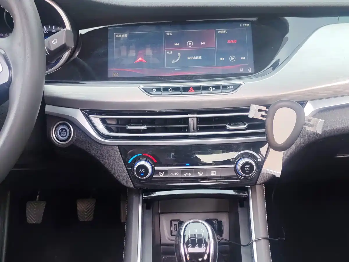Changan Eado 2019 2018 High Energy Edition 1.6L GDI Manual Pioneer China V