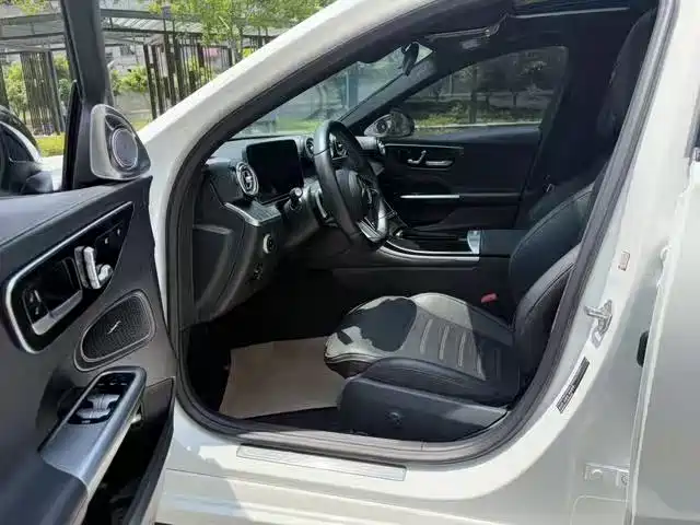 Mercedes-Benz C-Class 2022 C 260 L Sport Edition фото 5
